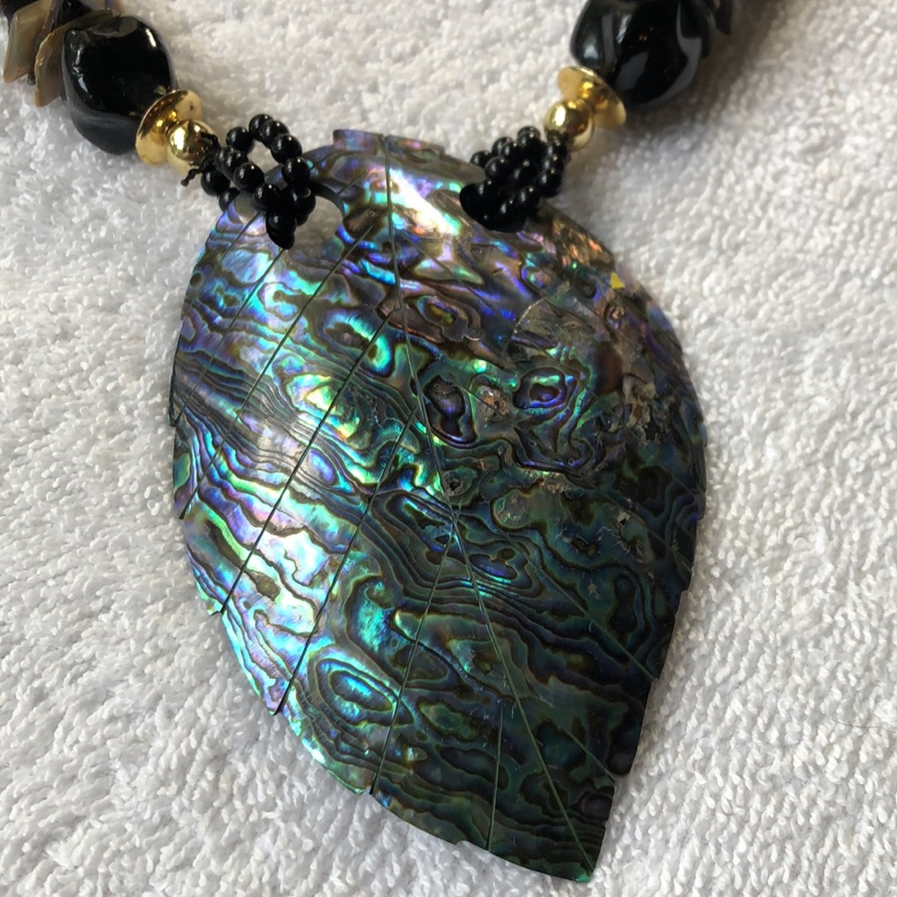 New!Chunky Abalone Shell & Beaded Necklace - image 2